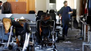 İsrail’in saldırısına uğrayan İran Radyo ve Televizyon Kurumu binası görüntülendi