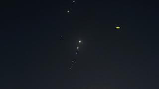 İran, Katar'daki ABD üssüne füze saldırısı düzenledi