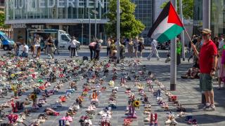 Hollanda'da, İsrail saldırılarında ölen Filistinli çocuklar için anma etkinliği yapıldı