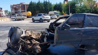 Otomobil takla attı: 3'ü ağır 4 kişi yaralandı