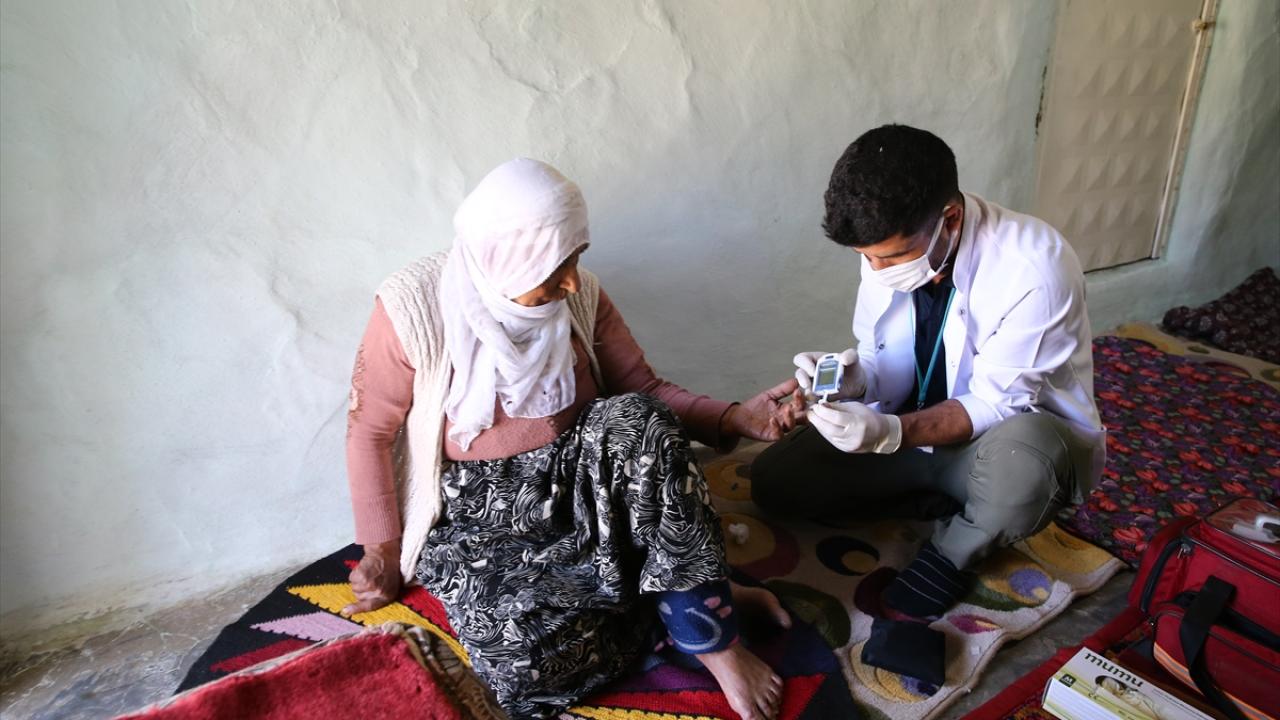 "Sağlık hizmetlerini etkili bir şekilde sürdürüyoruz"