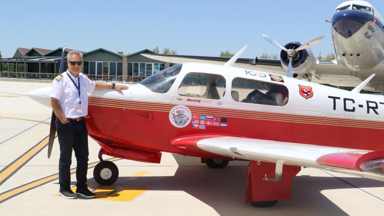 Uçağın pilotu dünya turunun ilk durağı Eskişehir`de mola vermişti