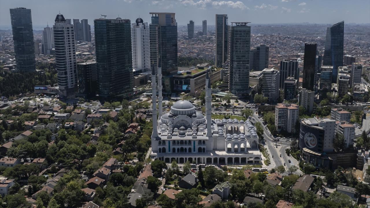 Dalga formlu avizede esmayıhüsna vurgusu