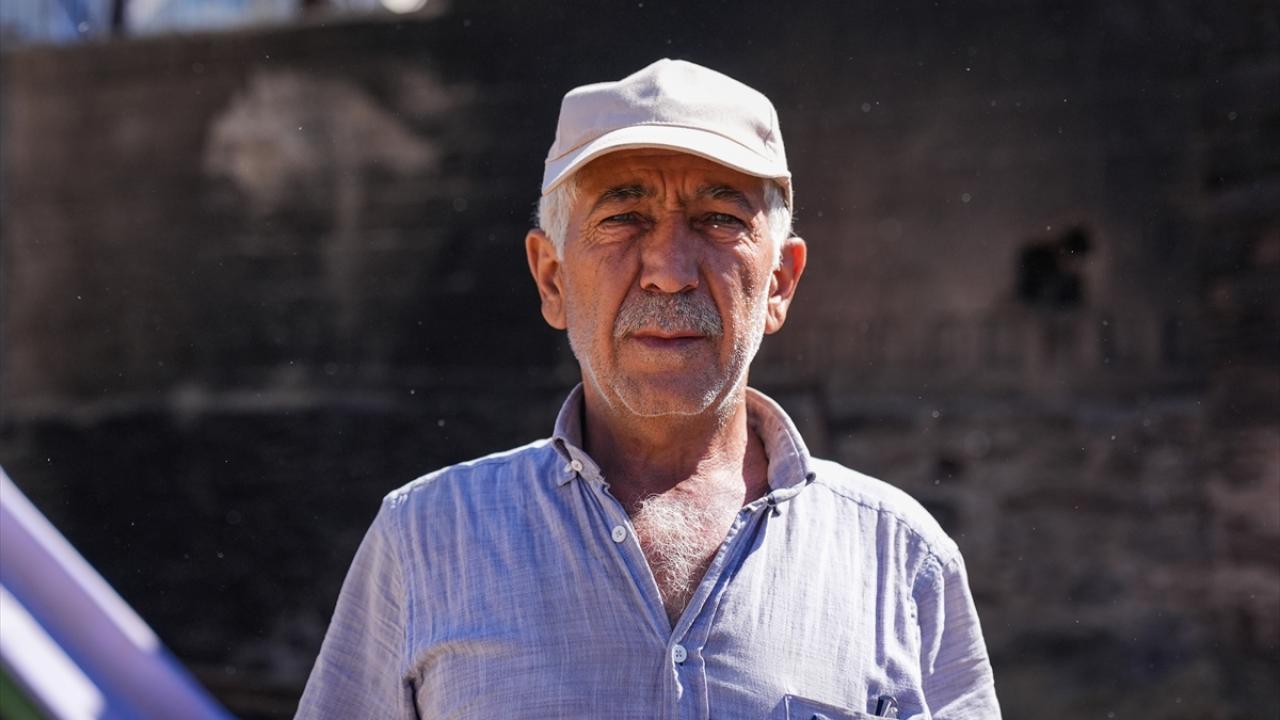 "Köyümüz bir hayalet köy gibi oldu"