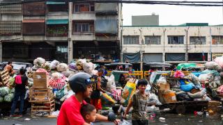 Filipinler'de artan çöp krizi sağlık açısından acil durum riski oluşturuyor