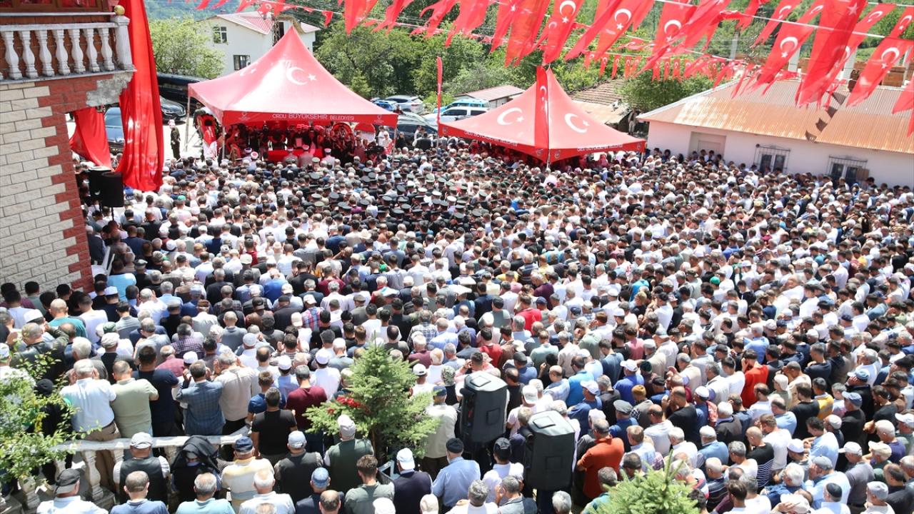 Şehitlerimizi uğurluyoruz