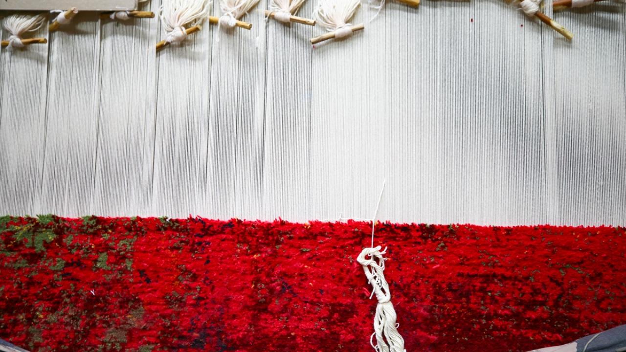 Metrekareye 90 bin ilmek