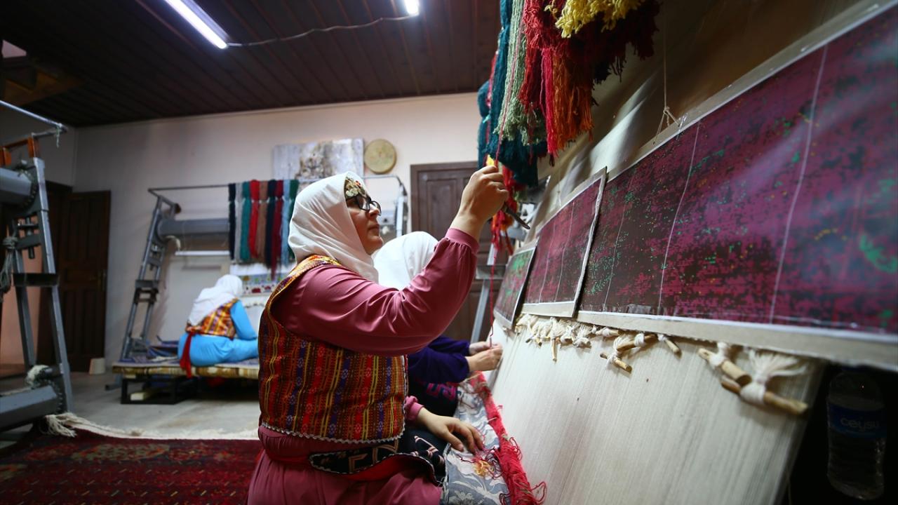 Halı dokurken sakin olmak gerekiyor