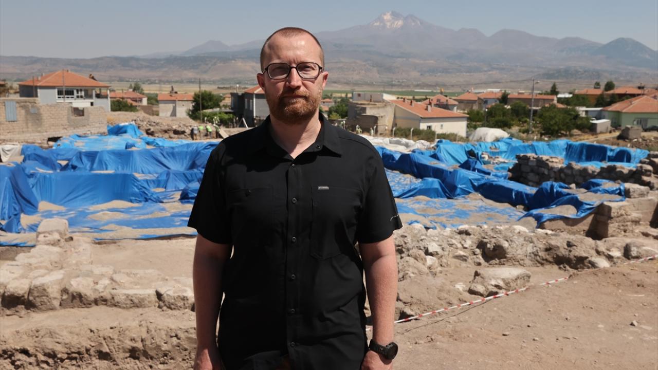 "Yeni mozaik zeminlerle de karşılaştık"