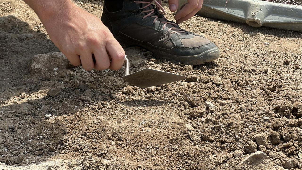 "Agoranın portiko duvarı olarak düşünülen alanda çalışılıyor"