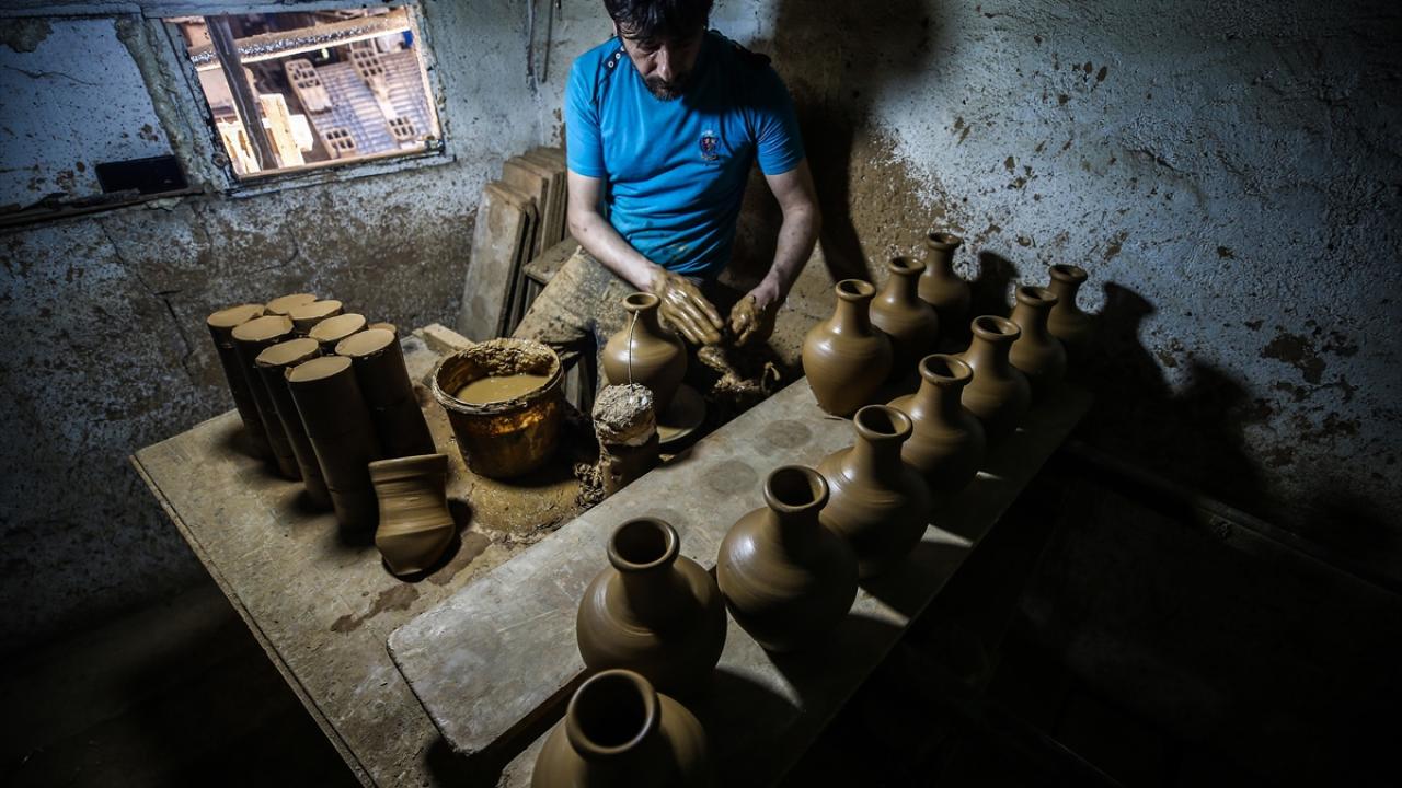 "Sırf sevmek de yetmiyor azıcık katlanmak da gerekiyor"