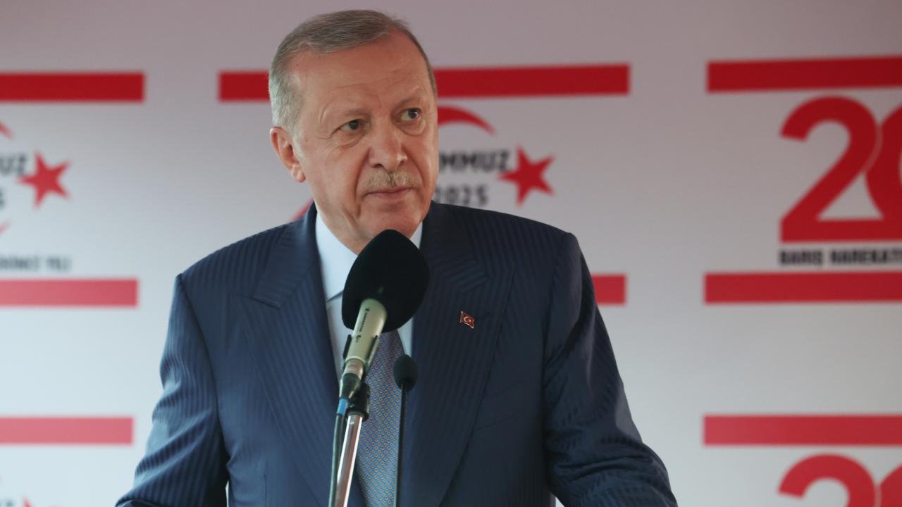 Cumhurbaşkanı Erdoğan: Kıbrıs Türk'ü kardeşlerimize yapılanları asla unutmayız