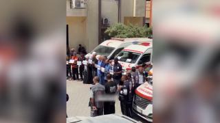 Gazze'de ambulans sirenleri yardım çağrısı için çaldı