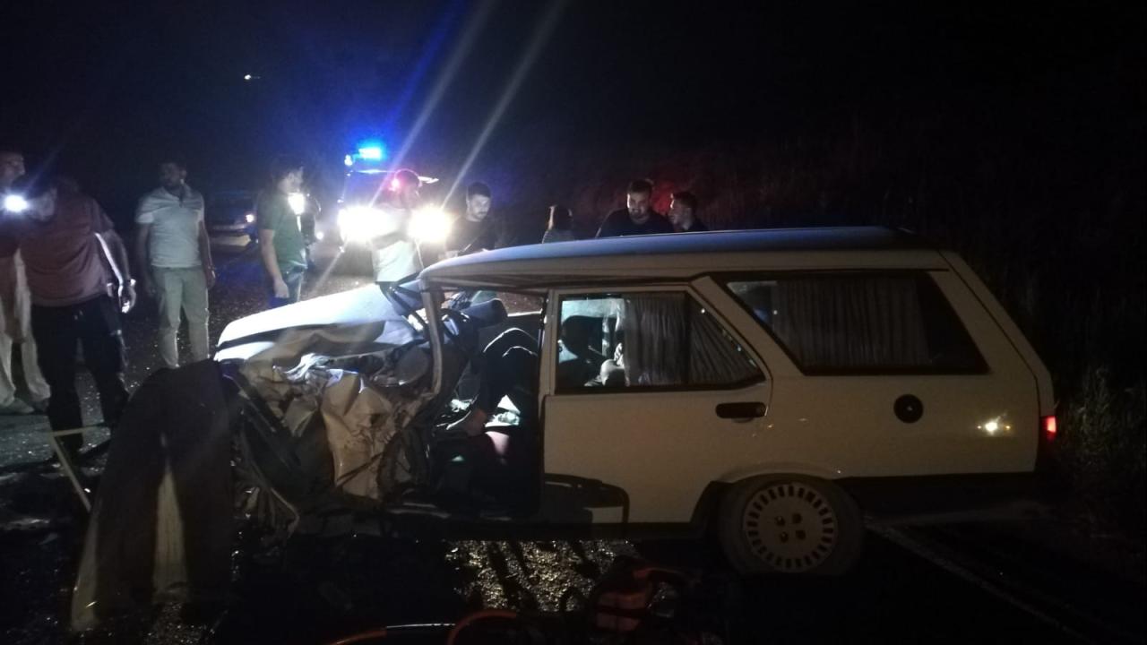 Malatya'da hafif ticari araçla otomobil çarpıştı: 8 yaralı