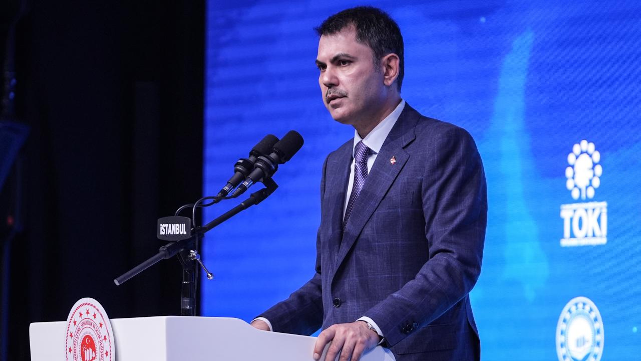 Bakan Kurum: Yangın bölgelerinde ne gerekiyorsa hızlıca adımları atacağız