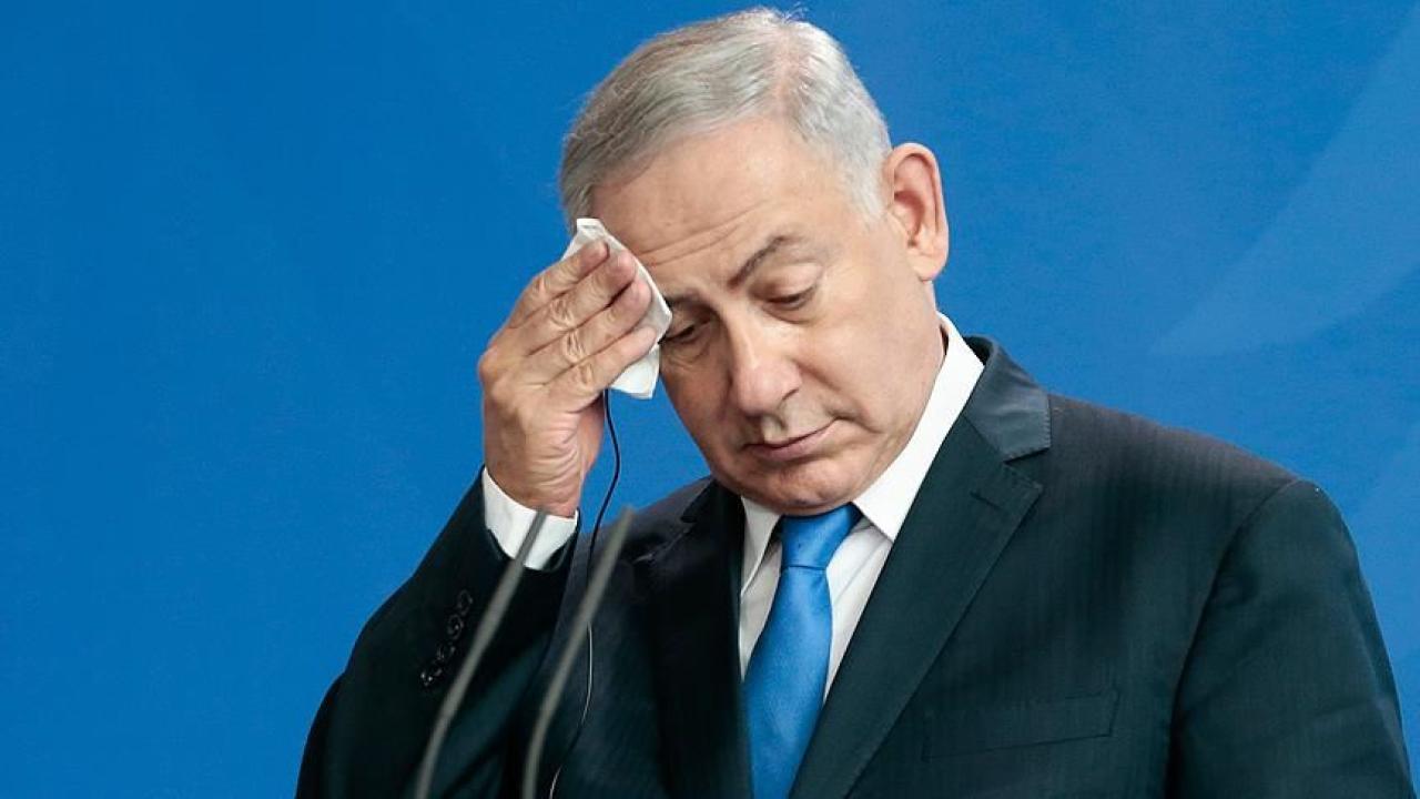 Katil Netanyahu'nun eli kanlı hükümeti İsrail meclisinde azınlık durumuna düştü