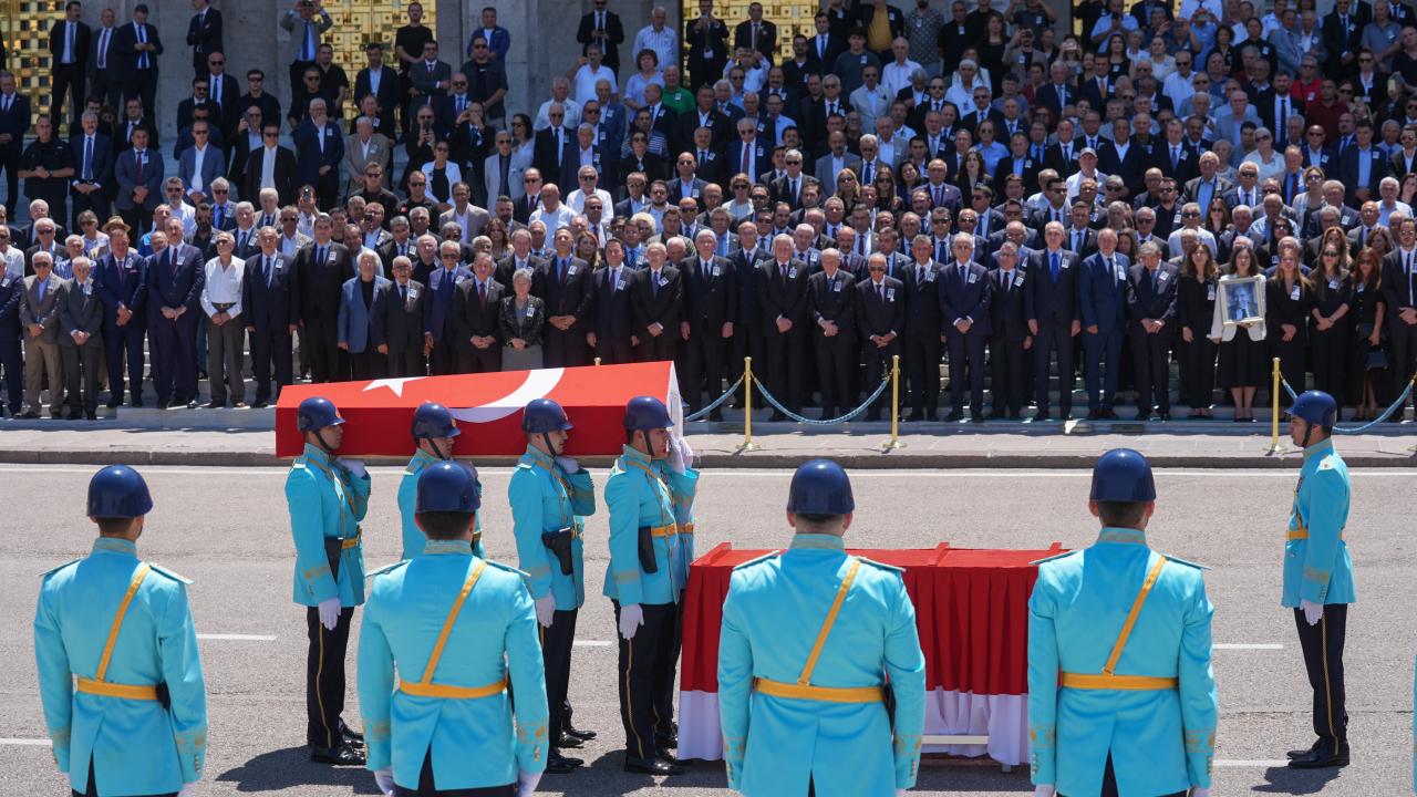 Eski CHP Genel Başkanı Öymen için Meclis'te tören düzenlendi