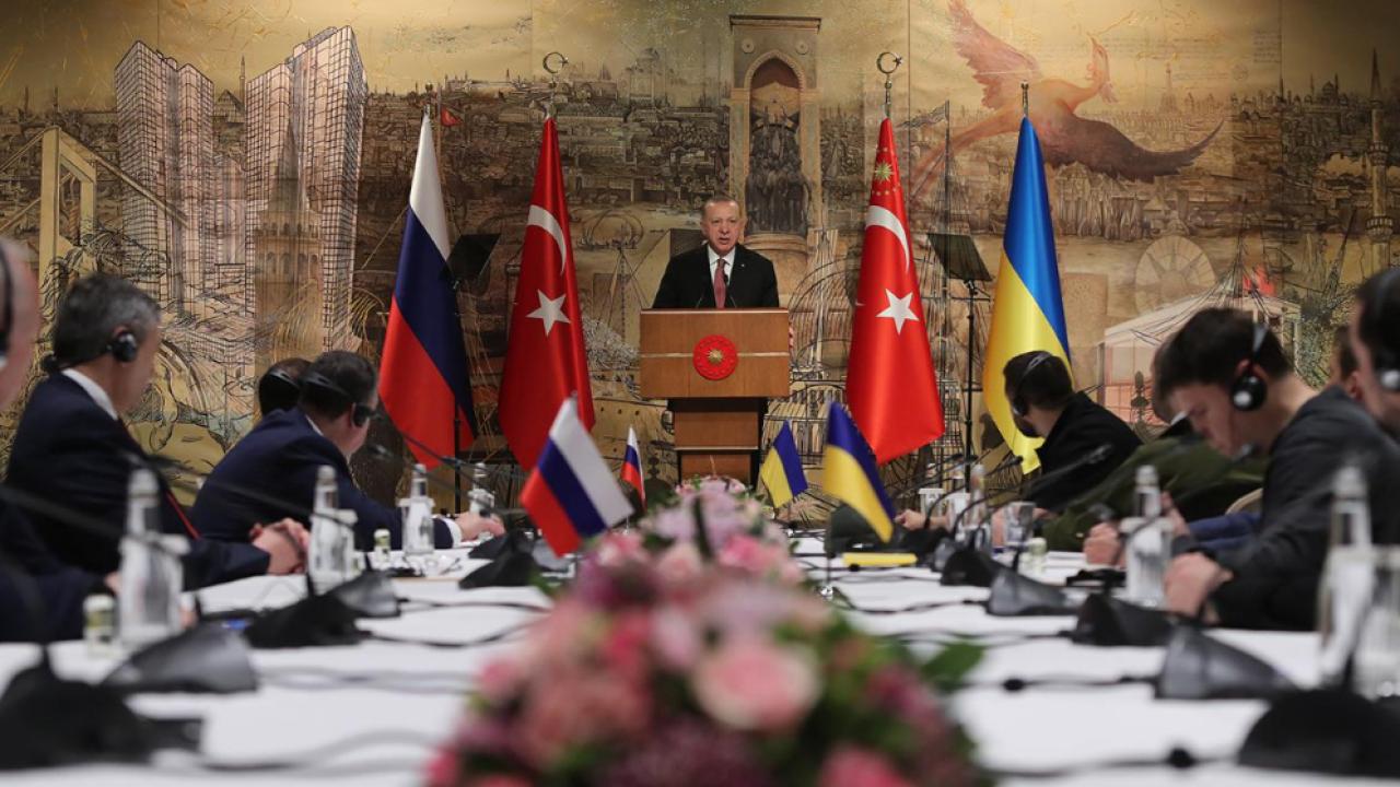 Diplomasi masası bir kez daha Türkiye'de kuruluyor