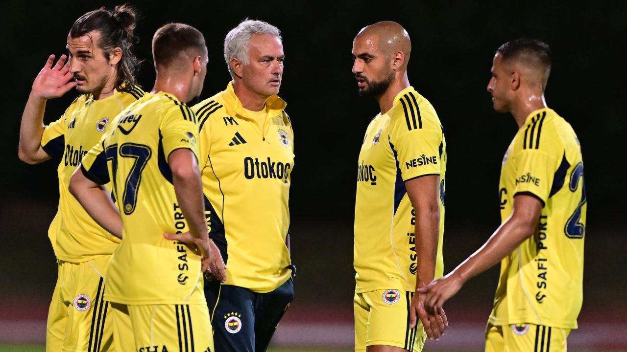 Fenerbahçe'nin rakibi Feyenoord oldu