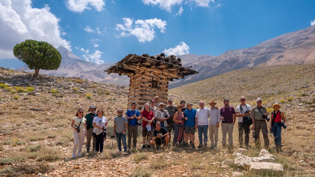 Fotoğraf sanatçıları Antalya'nın coğrafi işaretli ürünlerini fotoğrafladı
