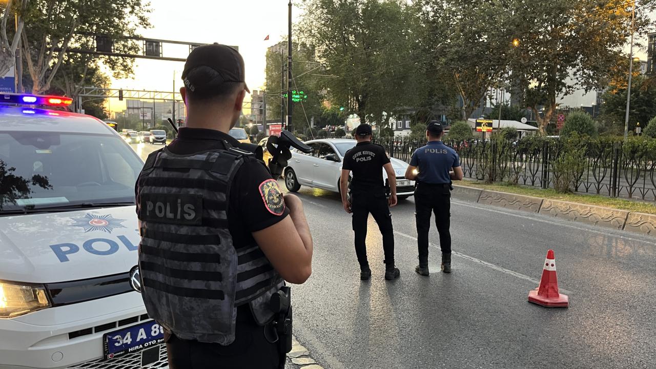 İstanbul polisinden helikopter destekli "huzur" uygulaması
