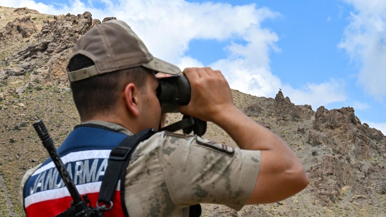 Kayıp ihbarı yapılan kişi arazide yatarken bulundu