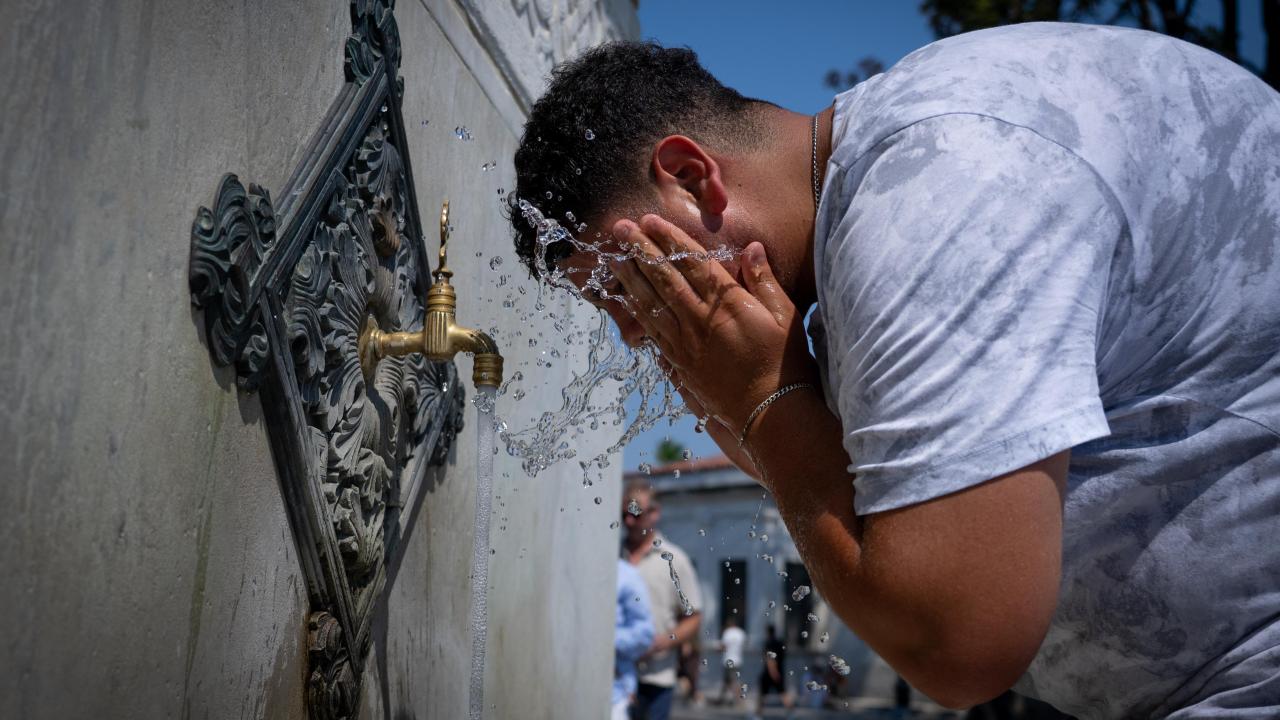 YÜKSEK SICAK UYARISI