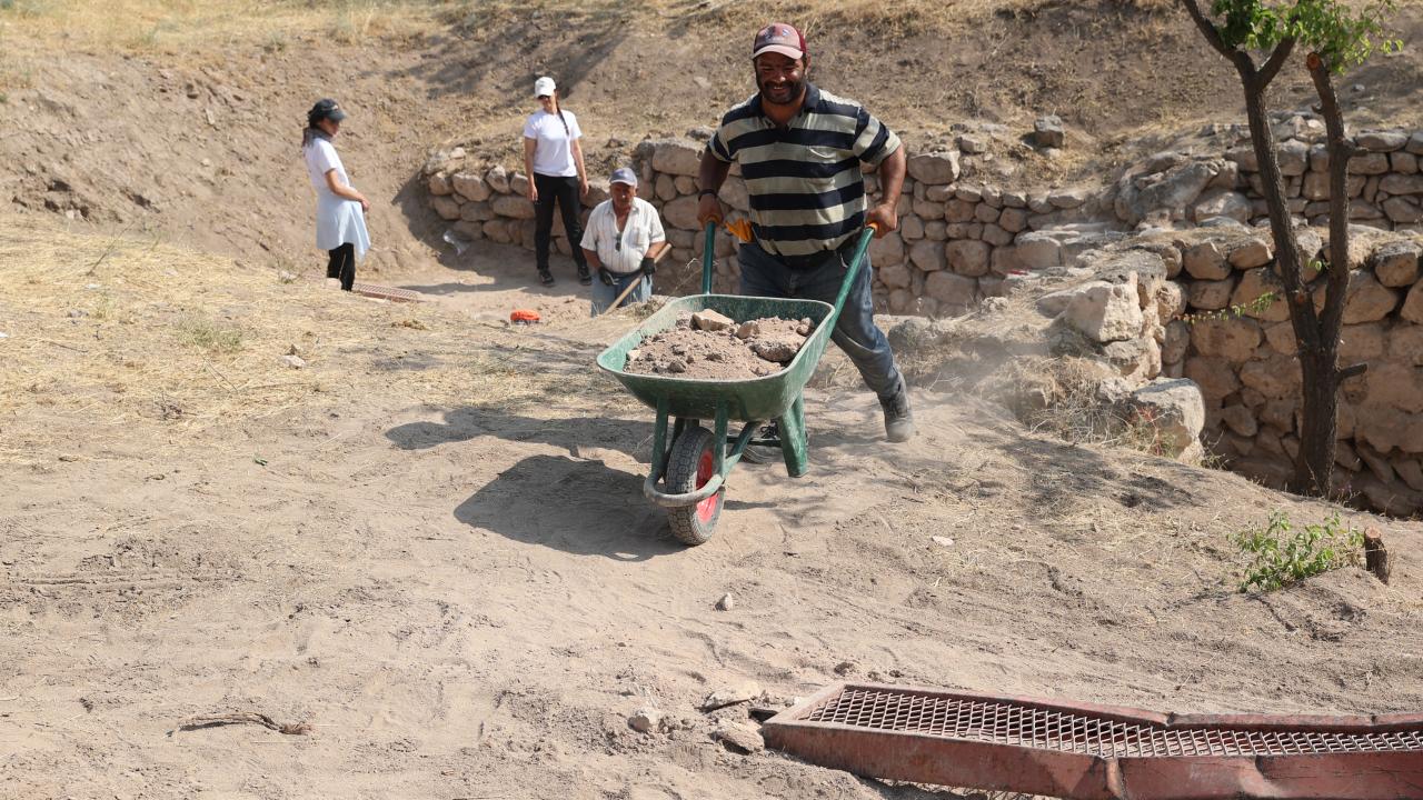 Arkeologlar alanda antik kalıntı silsilesiyle karşılaşılacağını öngörüyor
