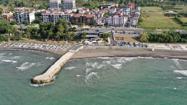 Karadeniz'deki Batıpark Millet Bahçesi, ziyaretçilerine birçok aktiviteyi bir arada sunuyor