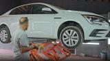 Otomobilin motor bölümüne giren kedi 3 şehir gezdi