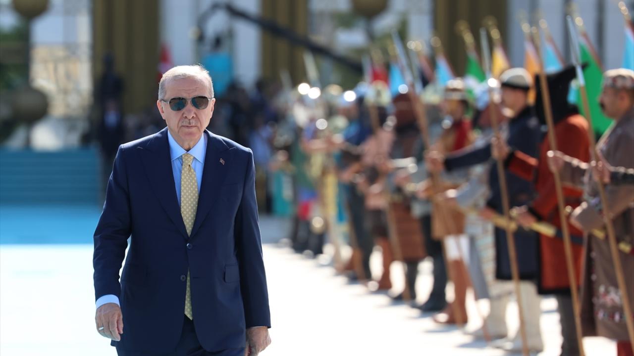 Cumhurbaşkanı Erdoğan, Senegal Başbakanı Sonko'yu resmi törenle karşıladı