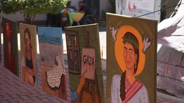 Gazze’de yıkıntılar arasında umut sergisi