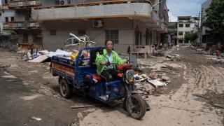 Çin'de sel sonrası temizlik ve onarım çalışmaları başladı