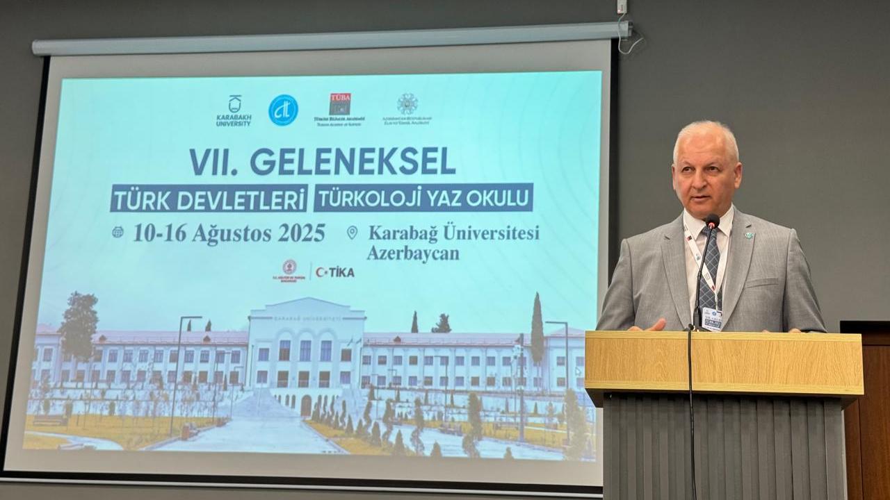 7-turk-devletleri-turkoloji-yaz-okulu-aa-2388845.jpg