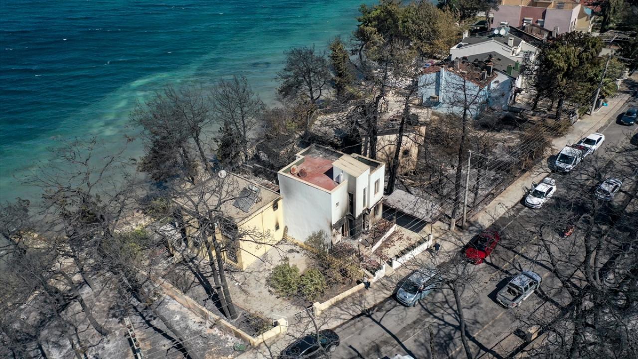 Çanakkale'de orman yangınında yanan yerler görüntülendi