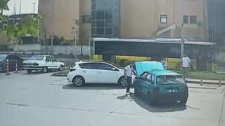 İETT otobüsünden kopan parça istasyondakilerin üzerine böyle savruldu
