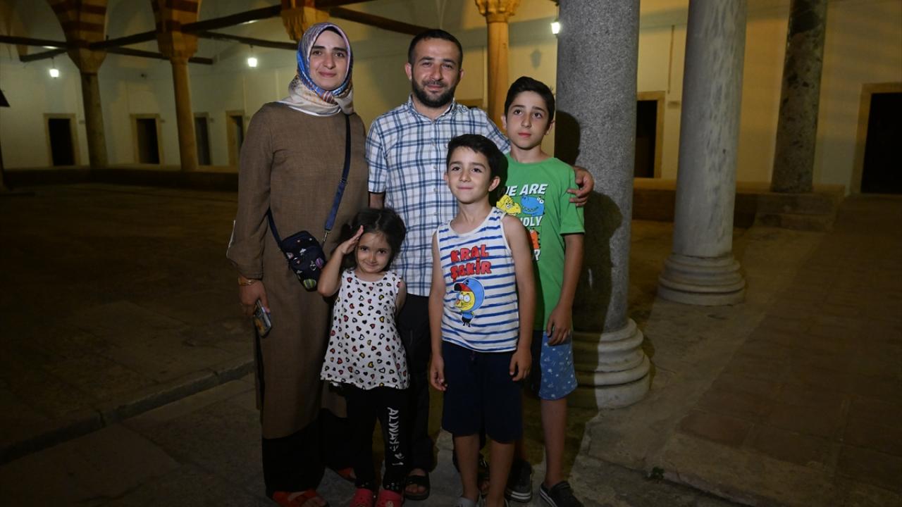 Ziyaretçiler memnun