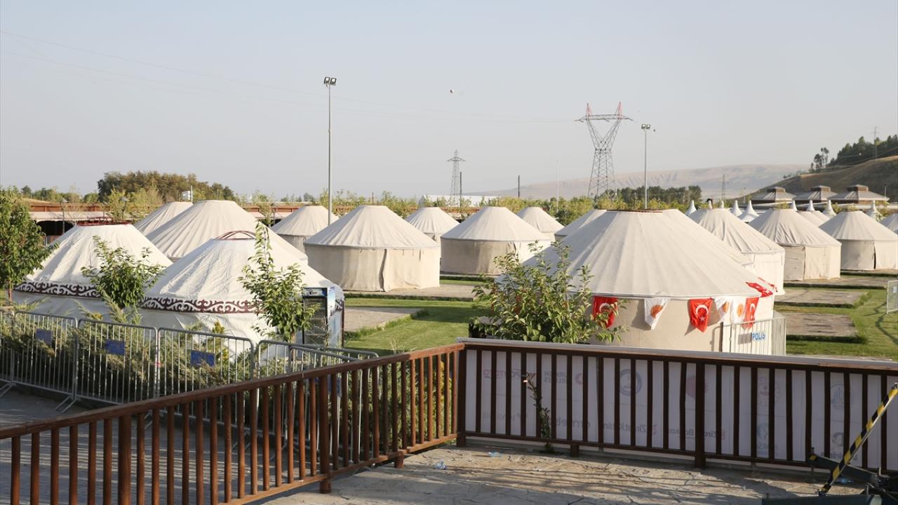 "Geçen yılın üzerinde bir katılım bekliyoruz"