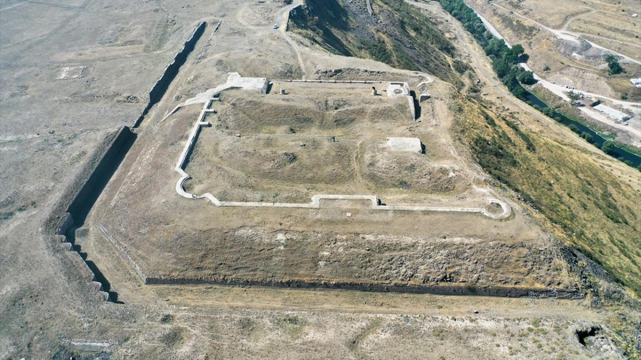 "Erzurum, Kars ve Ardahan tabya mimarisi bakımından oldukça zengin"