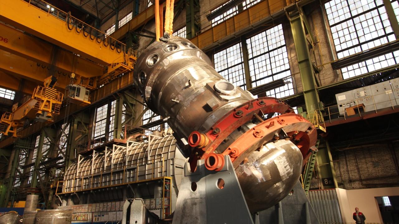 Zorlu denizlerde nükleer buzkıranla seyahat