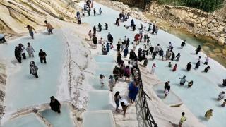 Göksu travertenleri ve Mavigöl turkuaz renkleriyle turizmde ön planda