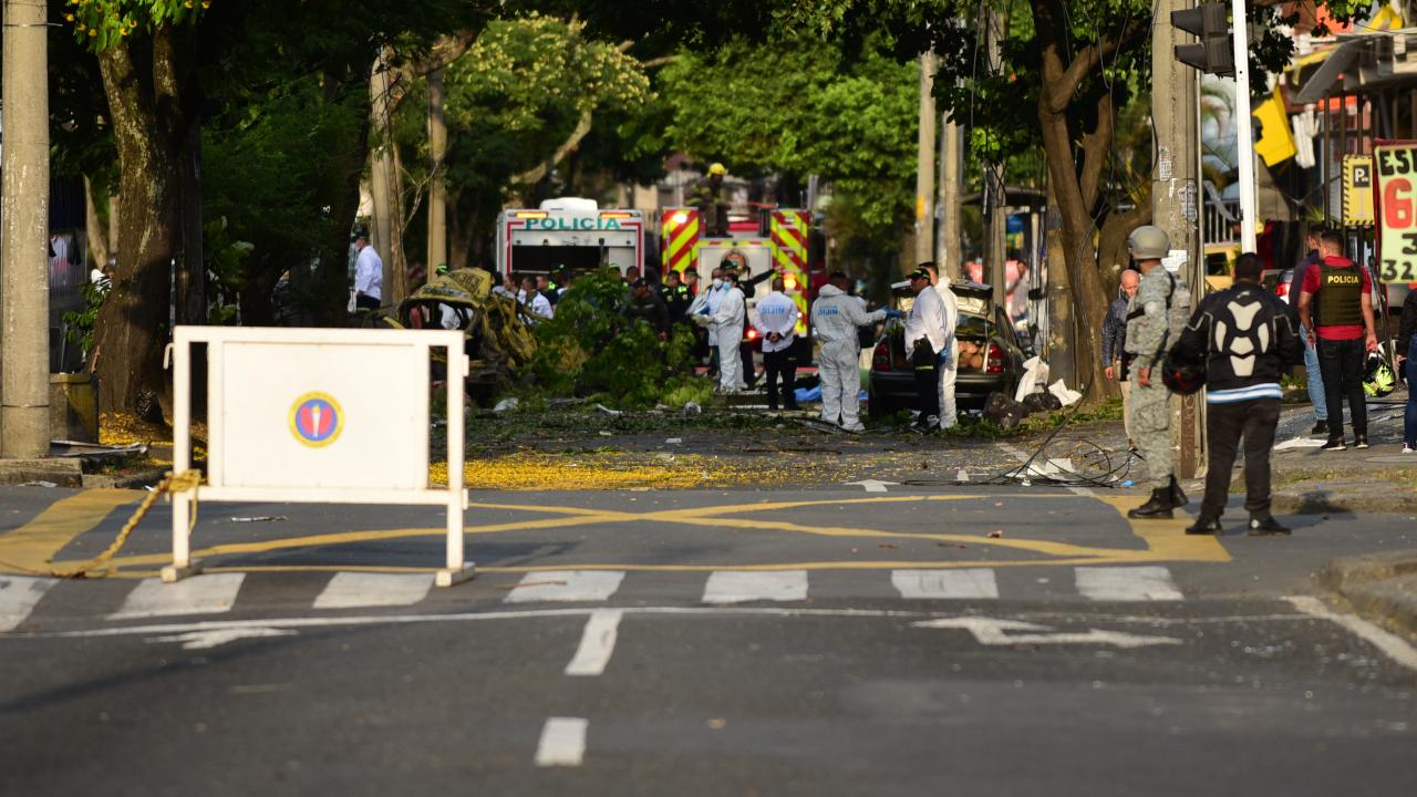 Kolombiya'da askeri üs yakınlarında bombalı saldırı: 5 ölü, 36 yaralı