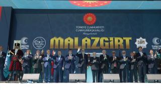 Cumhurbaşkanı Erdoğan, Malazgirt Zaferi’nin 954. Yıl Dönümü Kutlama Programı'na katıldı