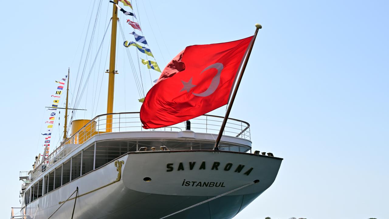 TRT Haber ekibi Atatürk'ün manevi mirası Savarona'da