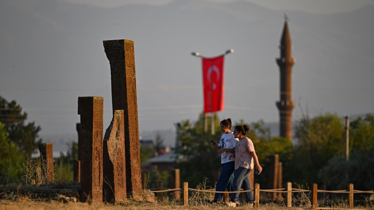 Selçuklu Meydan Mezarlığı'nda "ecdada vefa ziyareti"