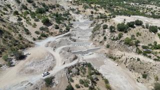 Sel felaketi yaşayan Adıyaman'ın Tut ilçesinde dere yatakları düzenleniyor