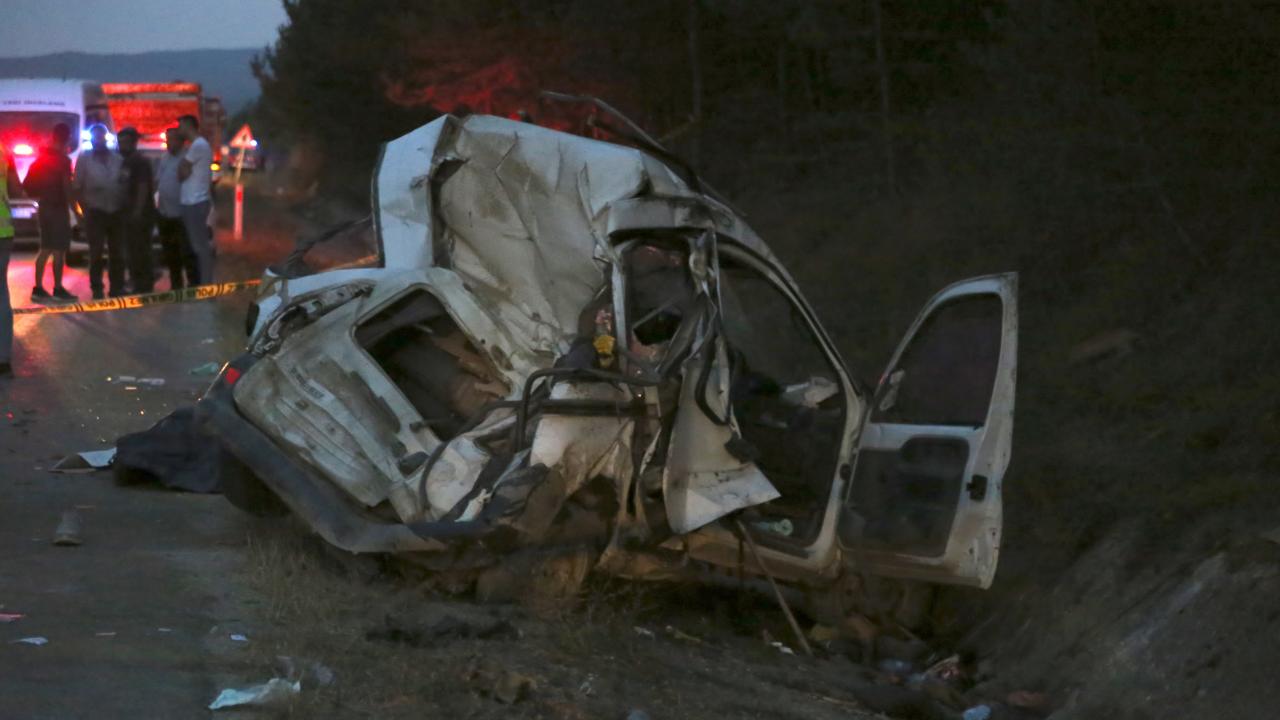 Kastamonu'da trafik kazası: 2 ölü, 5 yaralı