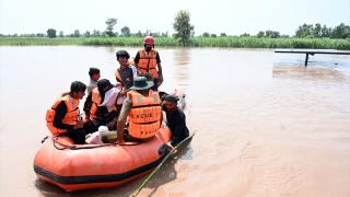 Pakistan’da muson yağışları sonrası kurtarma çalışmaları devam ediyor