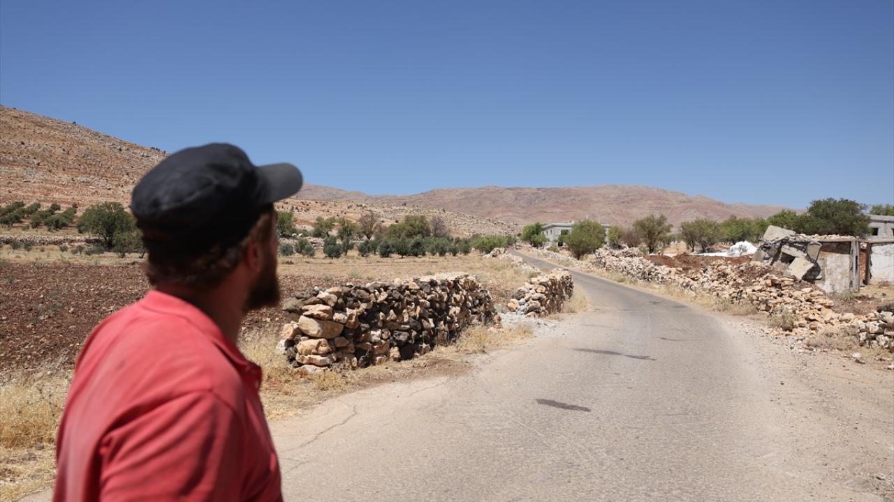 İsrail ordusu Şam yakınlarında sivillerin arazilerine girmesini engelliyor