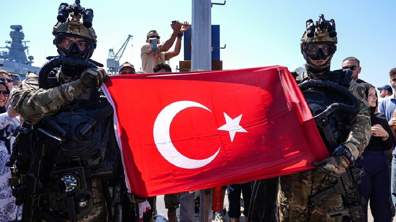 "TEKNOFEST Mavi Vatan"da SAT ve SAS komutanlıklarının gösterileri yapıldı